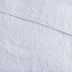 Better Homes & Gardens Paisley Medallion Cotton Quilt, Full/Queen, White