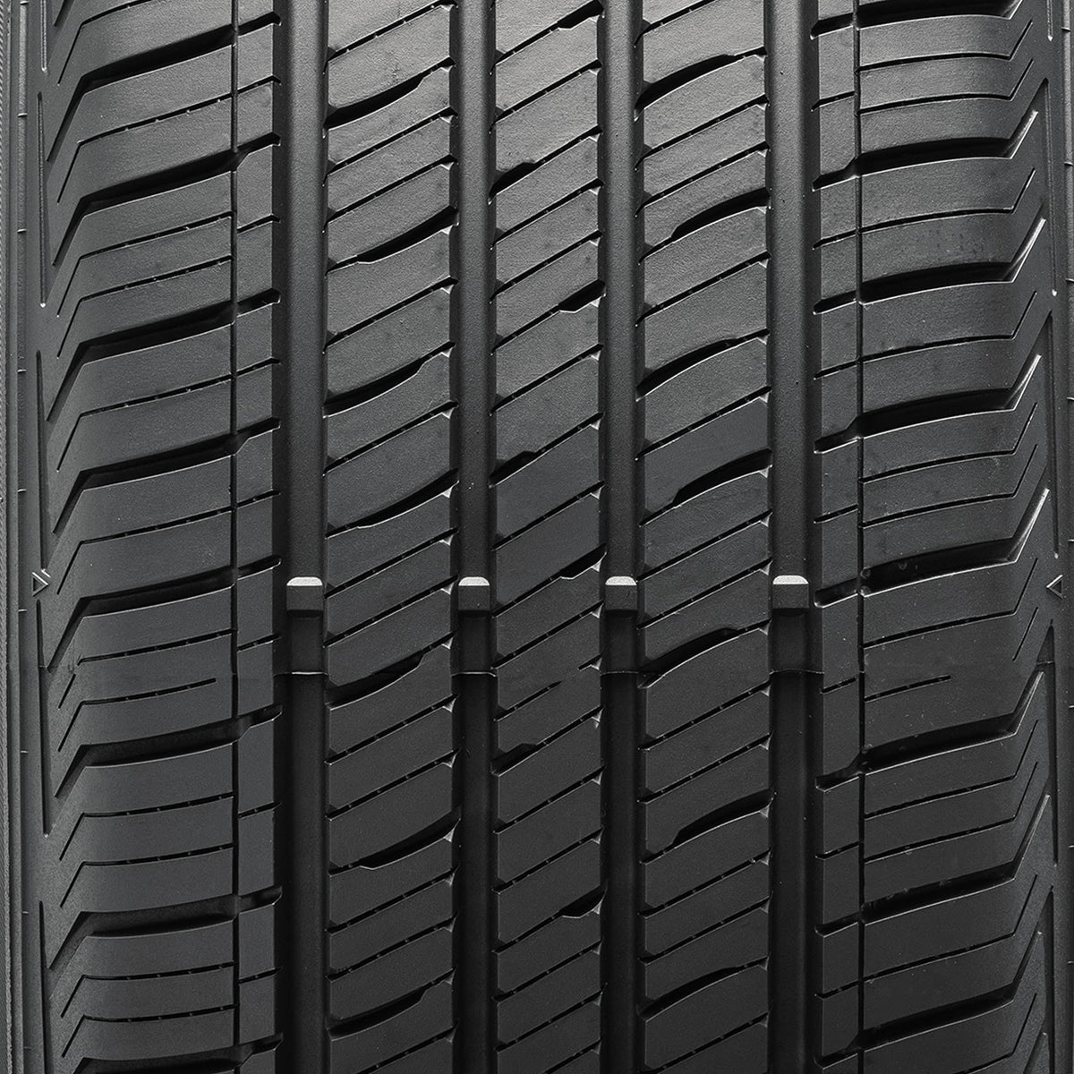 Celimo Salient CS210 All Season 235/65R17 108H XL SUV/Crossover Tire